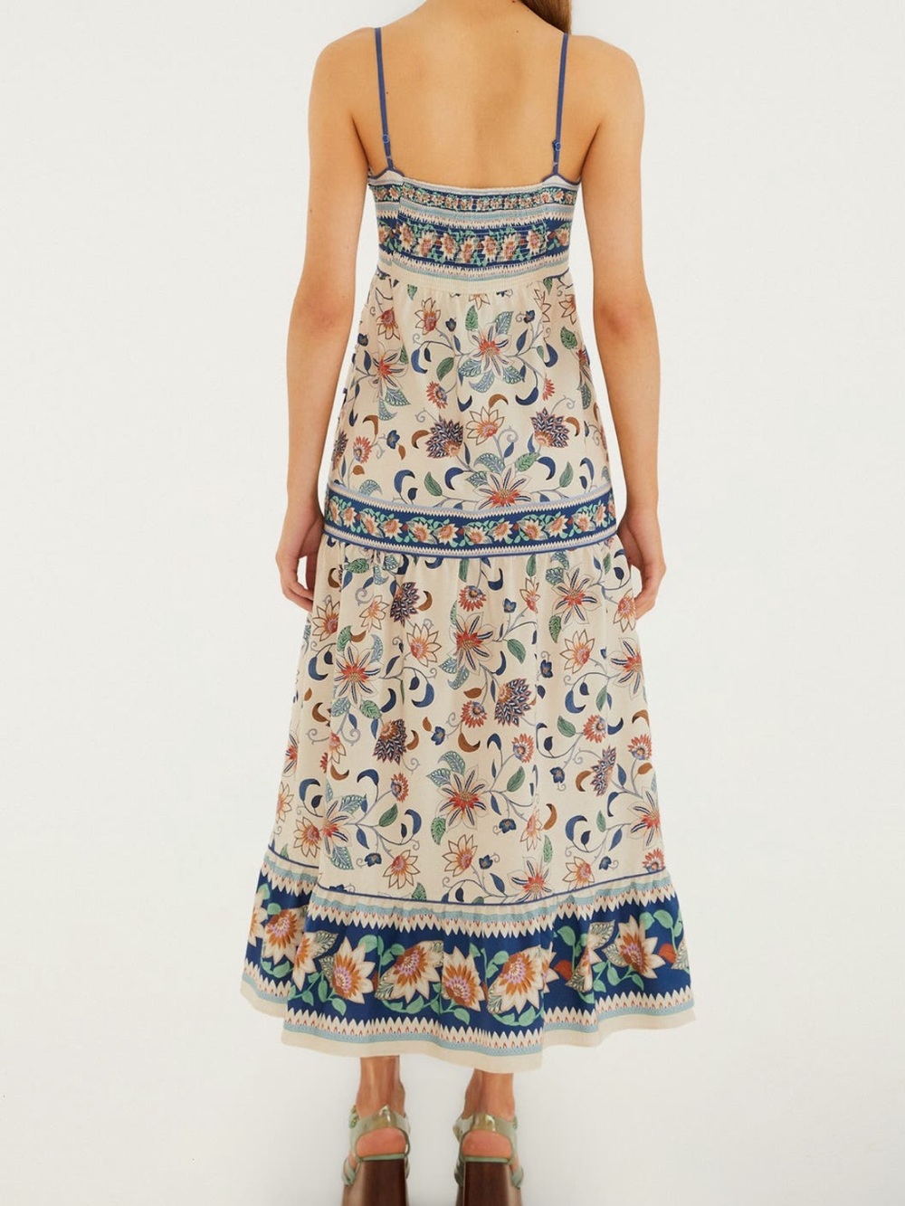 FARM Rio Floral Delhi Tapestry Light Pink Midi Dress Size Small NWT - Picture 2 of 8